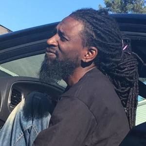 Meet your Posher, Clarence